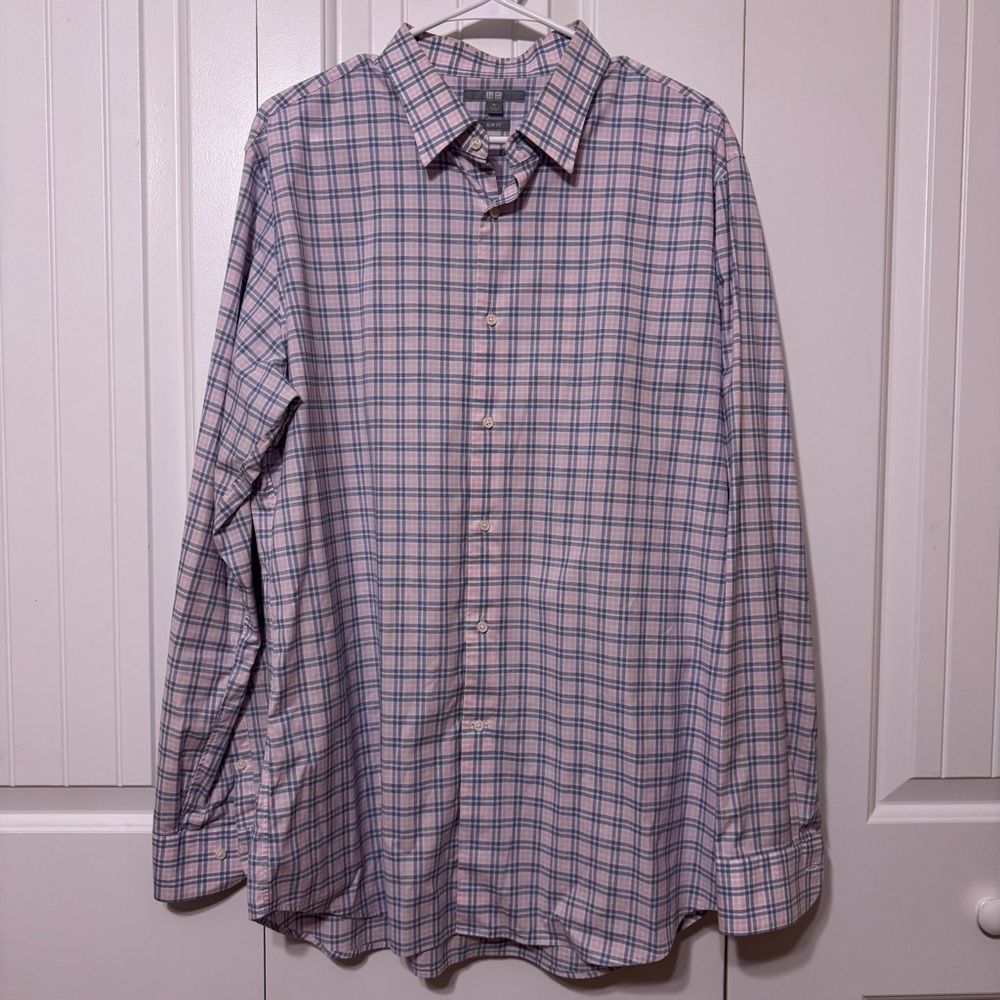 Uniqlo Men’s XL Slim Fit Plaid Dress Shirt Pink Blue Long Sleeve